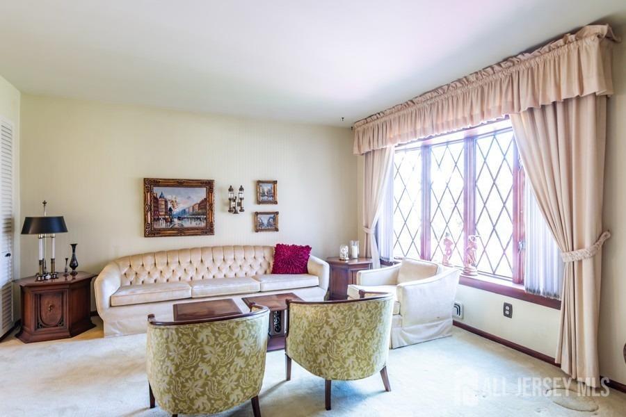 268 E Iselin Parkway, Iselin NJ 08830 - View 2