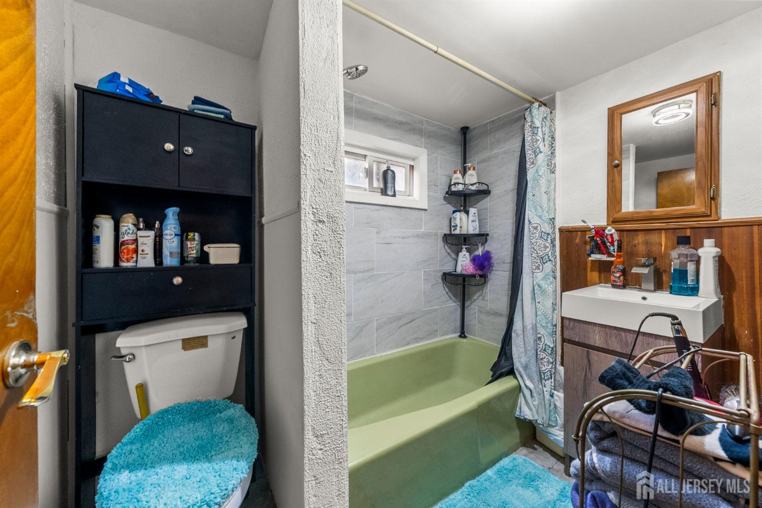 809 summerfield, South Amboy, NJ, 08879