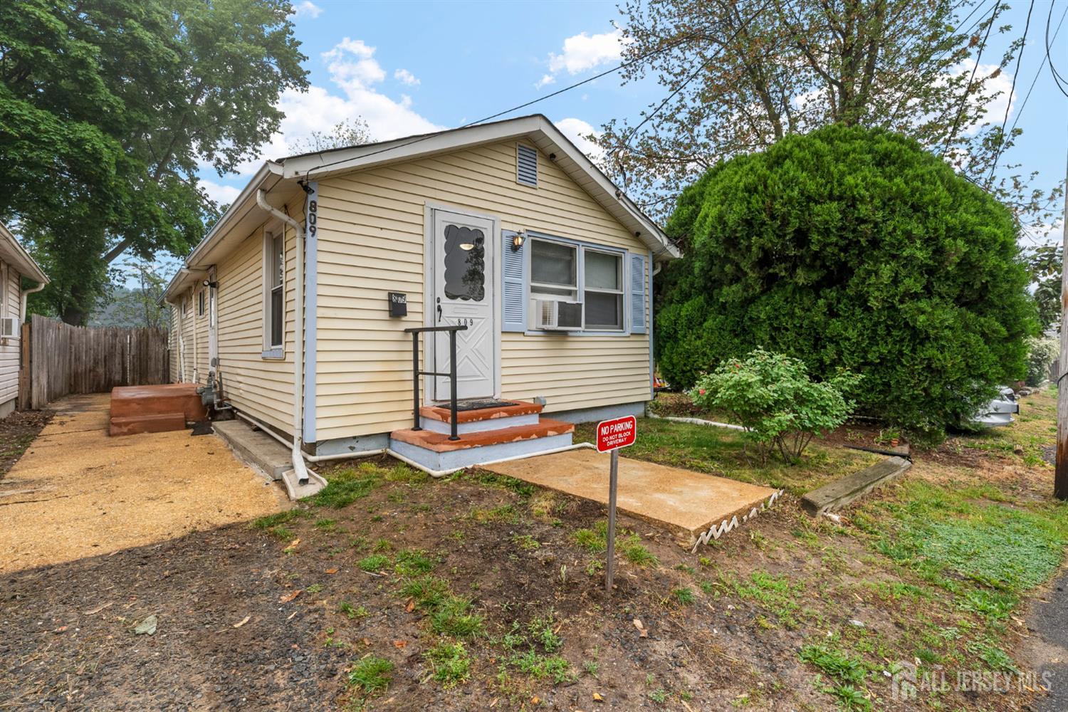 809 summerfield, South Amboy, NJ, 08879