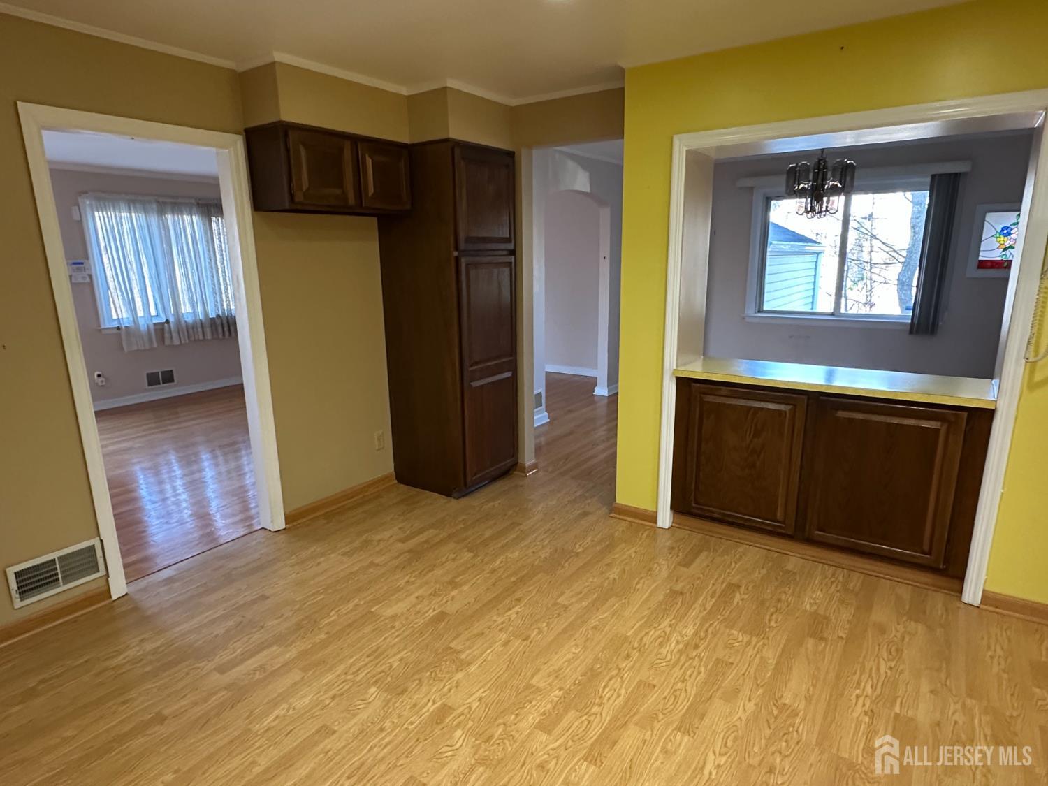 29 Glendale Road, Colonia NJ 07067 - View 5