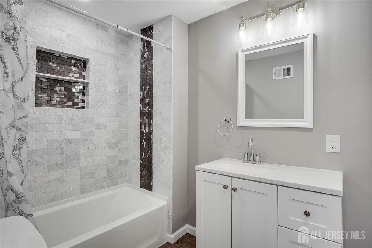 15 Douglas Street, Sayreville NJ 08872 - View 5