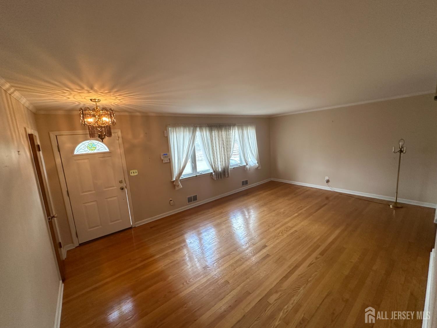 29 Glendale Road, Colonia NJ 07067 - View 3