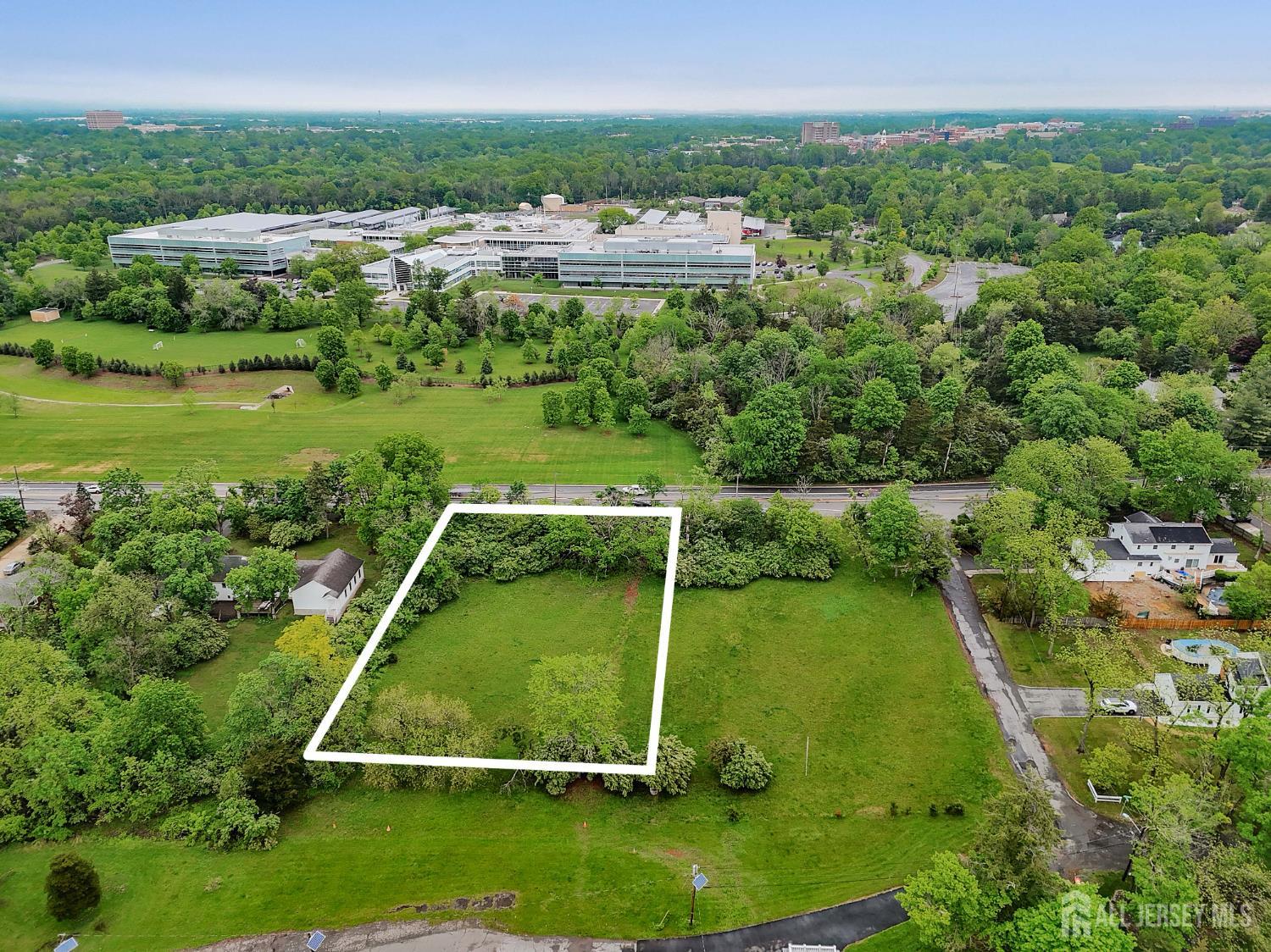 964 River Road, Piscataway NJ 08854 - View 2