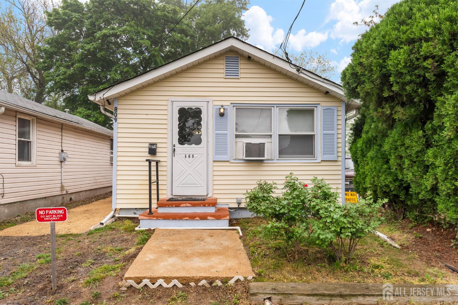 809 summerfield, South Amboy, NJ, 08879