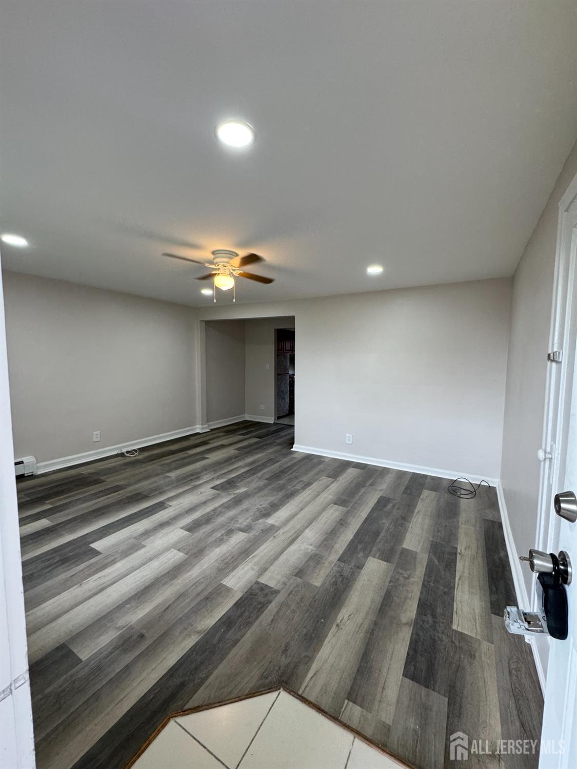 2451 Saint Georges Avenue, Rahway NJ 07065 - View 3
