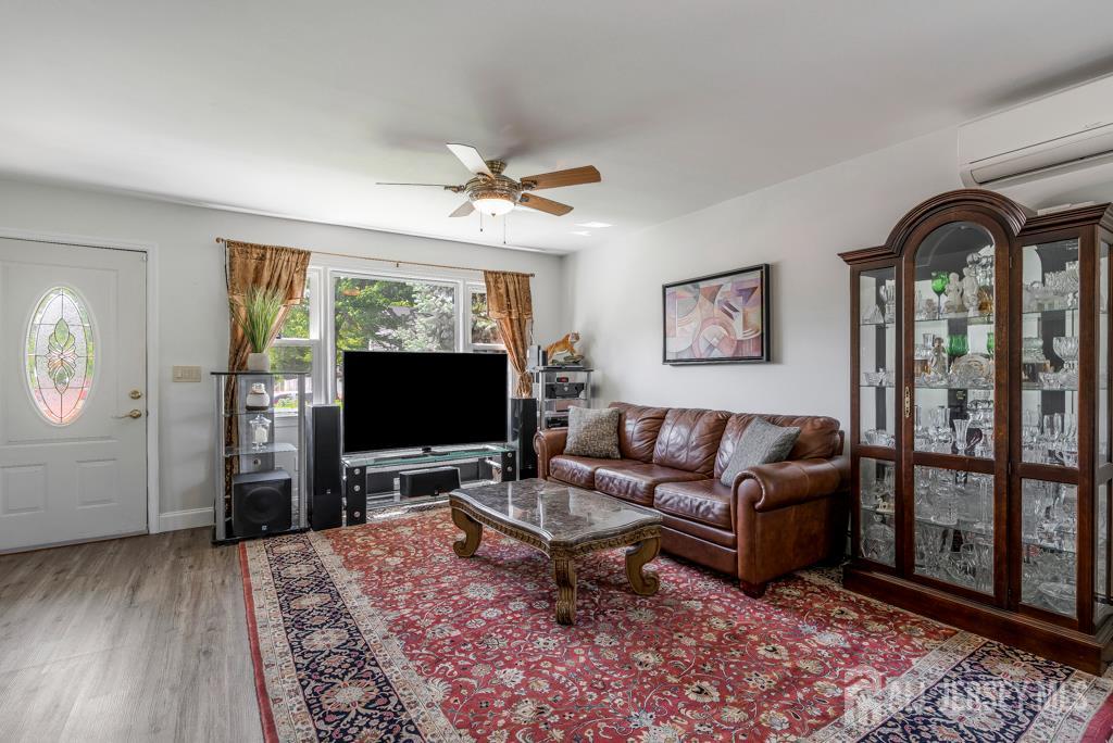 124 6th Avenue, Middlesex NJ 08846 - View 5