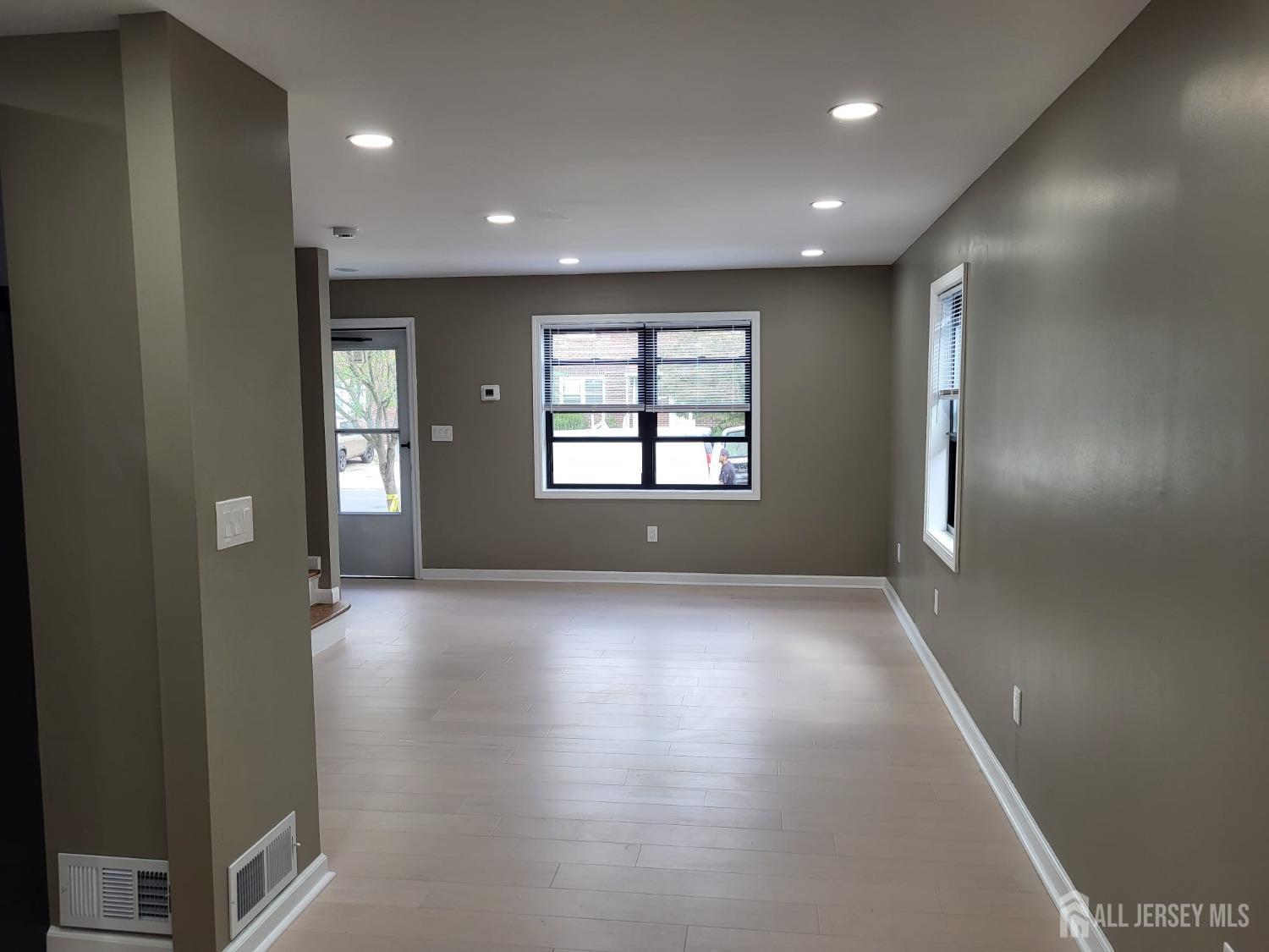 174 RUTGERS Street, New Brunswick NJ 08901 - View 4