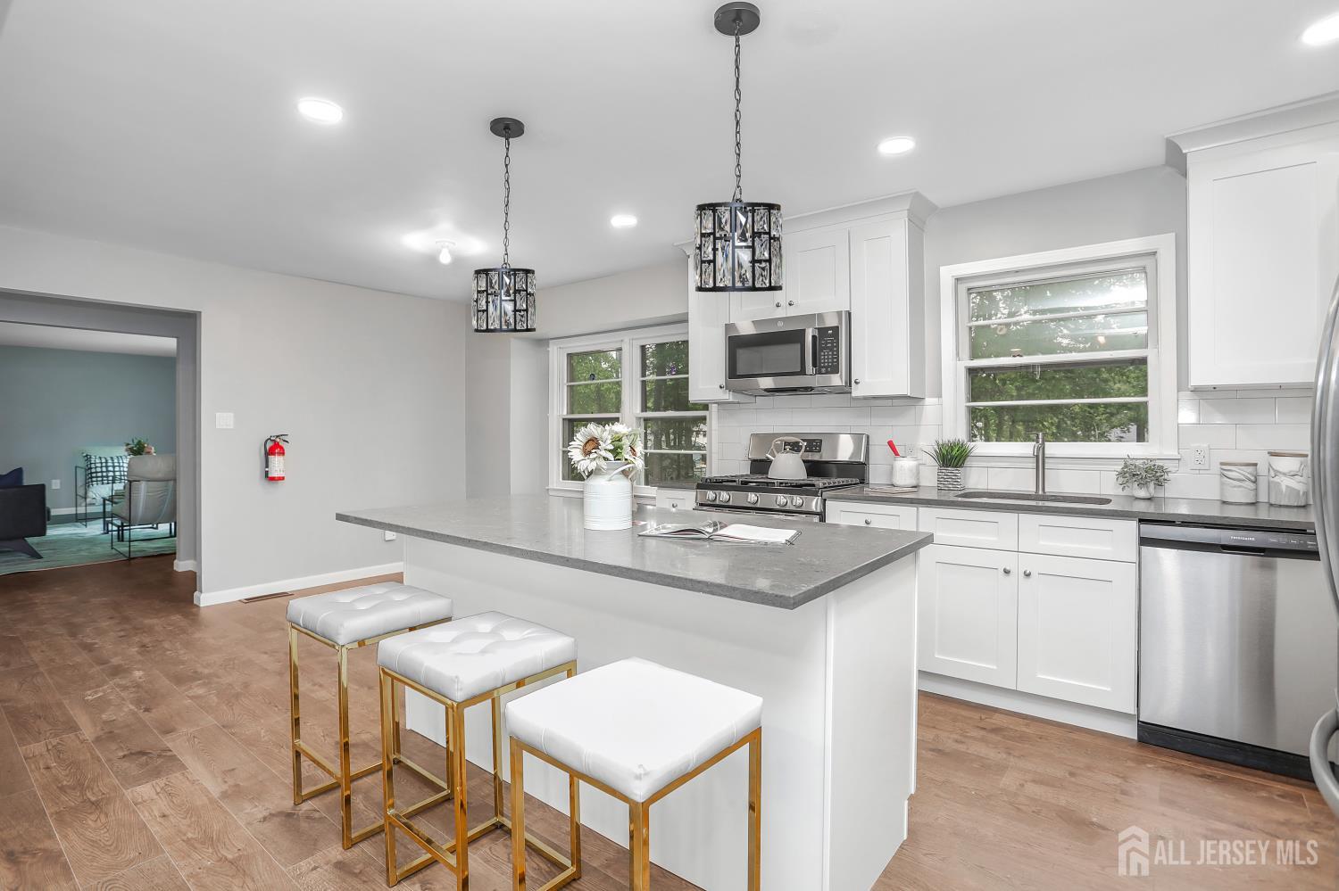 25 Hillside Avenue, South Brunswick NJ 08852 - View 3