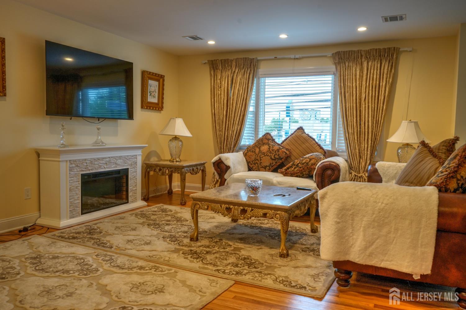 1084 Stelton Road, Piscataway NJ 08854 - View 3