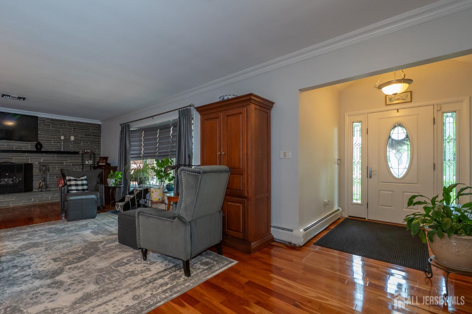 12 Hickory Drive, East Brunswick NJ 08816 - View 3