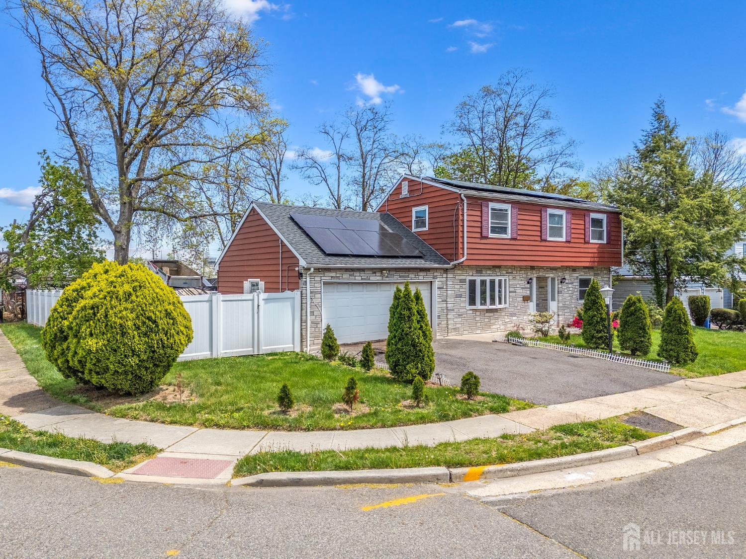 42 Mark Place, Avenel NJ 07001 - View 2