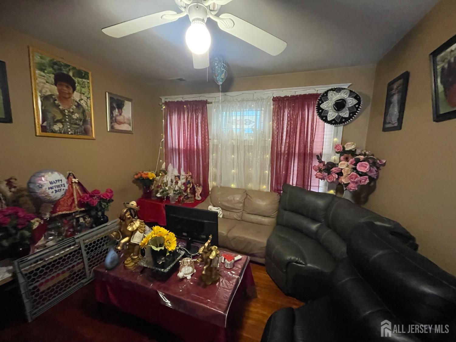 18 Bethany Street, New Brunswick NJ 08901 - View 2