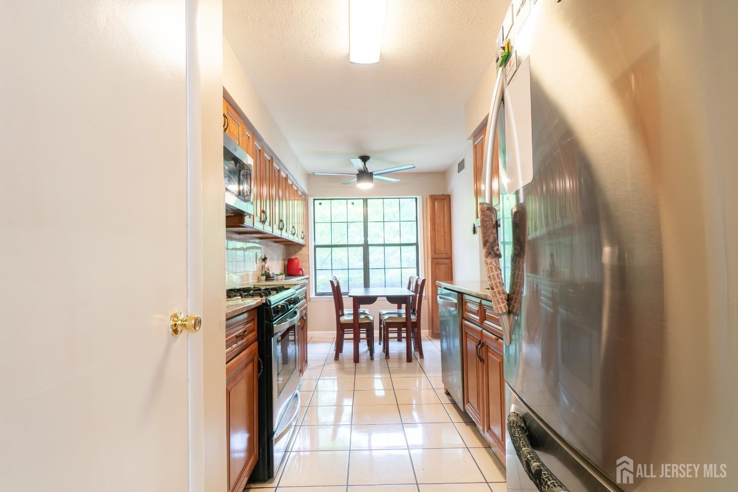 48 Woodfern Street, Edison NJ 08820 - View 5