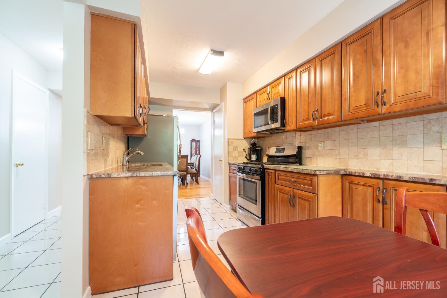 48 Woodfern Street, Edison NJ 08820 - View 4