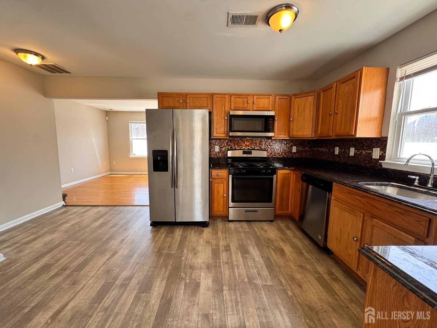 32 Mercer Street, Carteret NJ 07008 - View 3