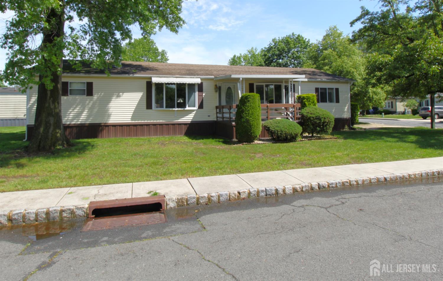 6 Emerson Road, North Brunswick NJ 08902 - View 2