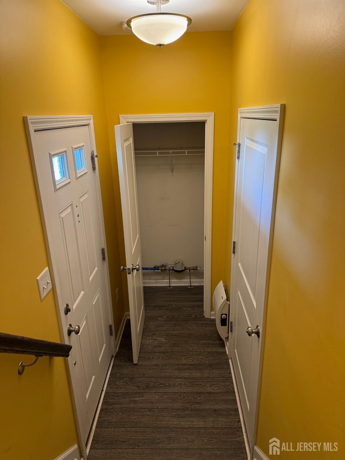 307 Dickson Court, Highland Park NJ 08904 - View 3