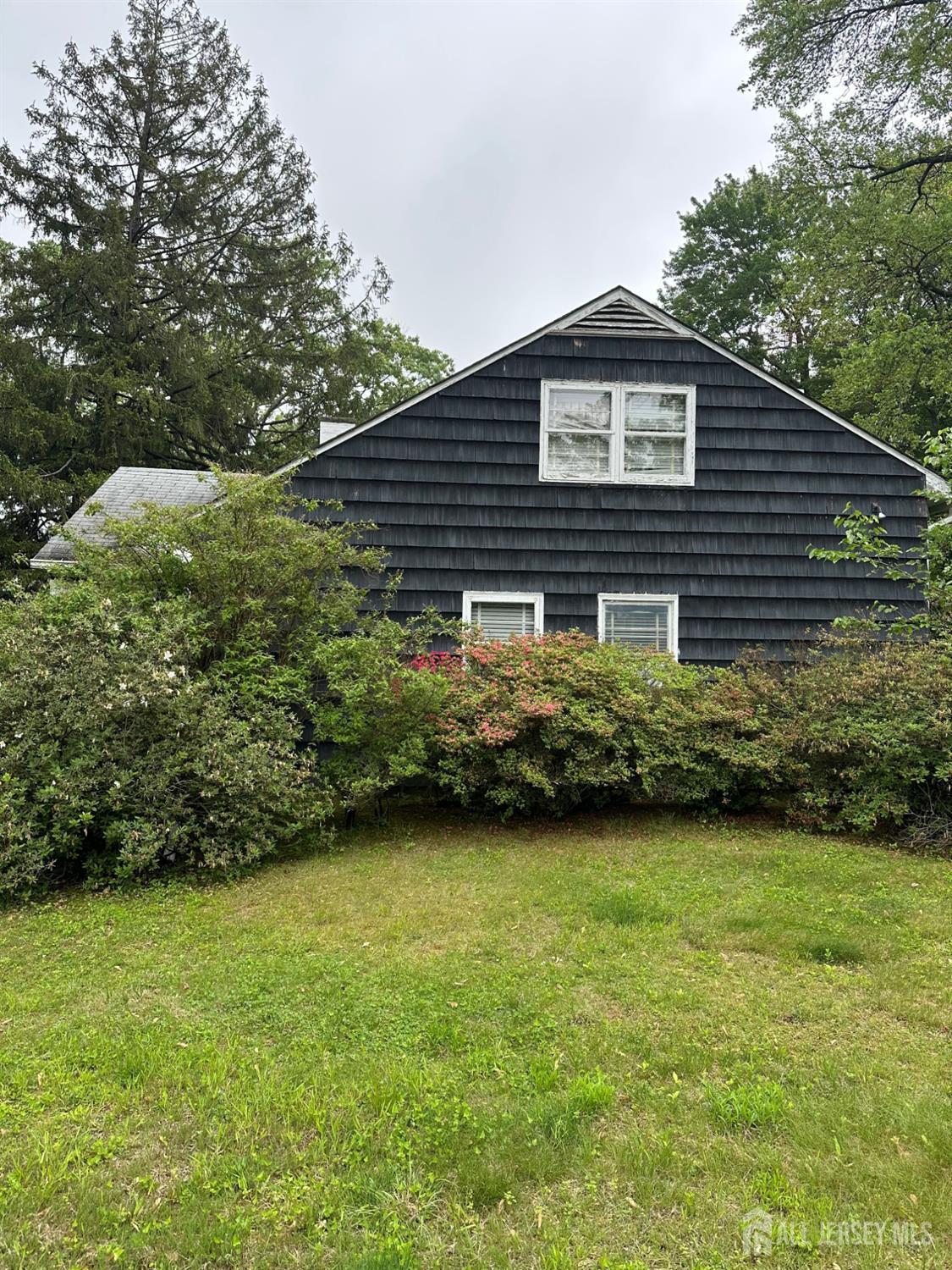 33 Lawrence Brook Drive, East Brunswick NJ 08816 - View 5