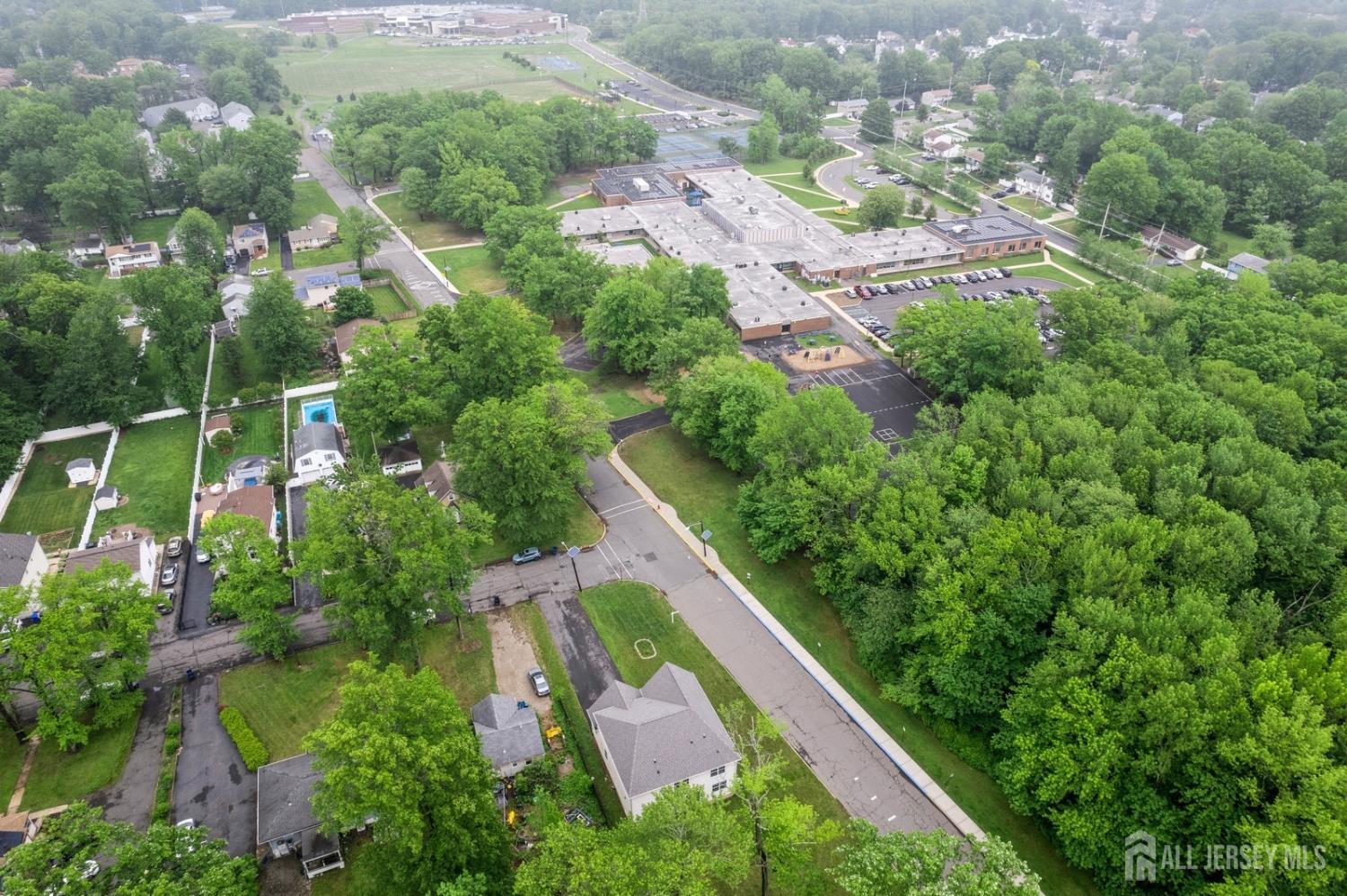 612 Magnolia Road, North Brunswick NJ 08902 - View 5