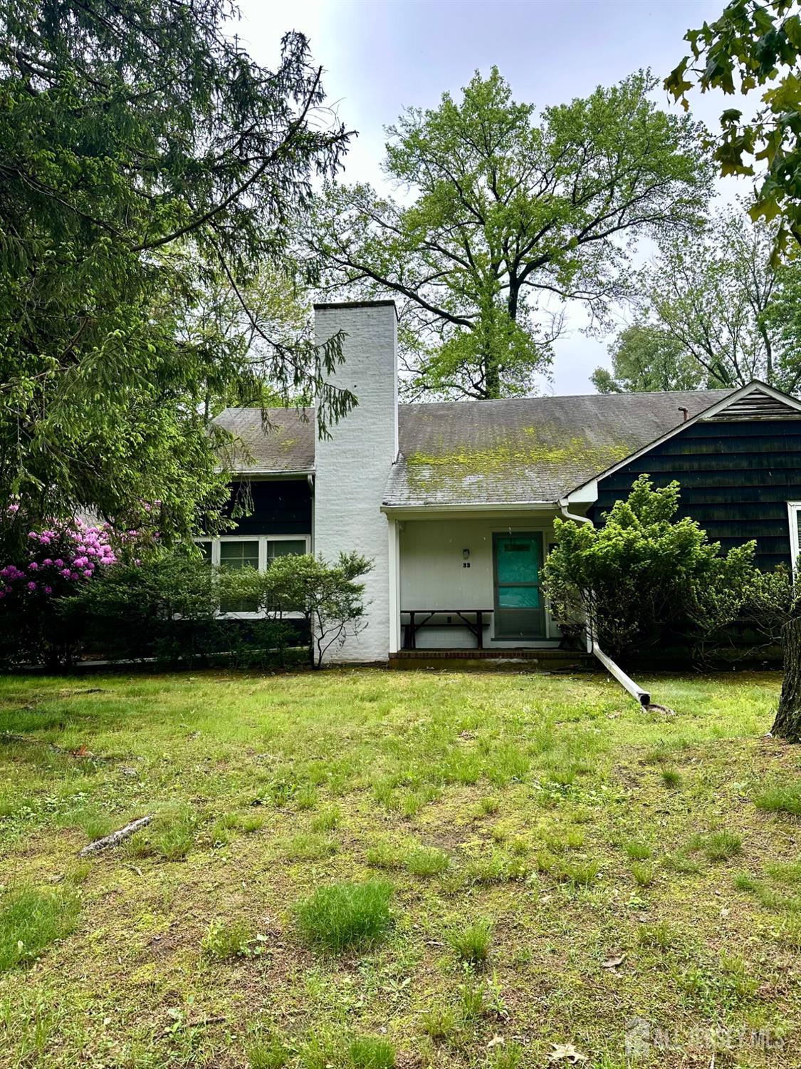 33 Lawrence Brook Drive, East Brunswick NJ 08816 - View 3