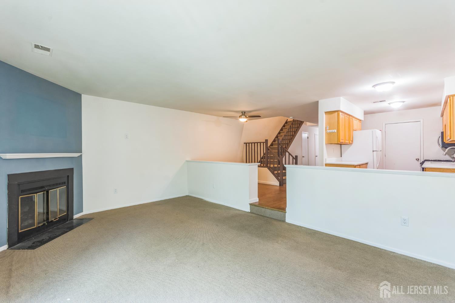 95 Lexington Circle, Old Bridge NJ 07747 - View 3