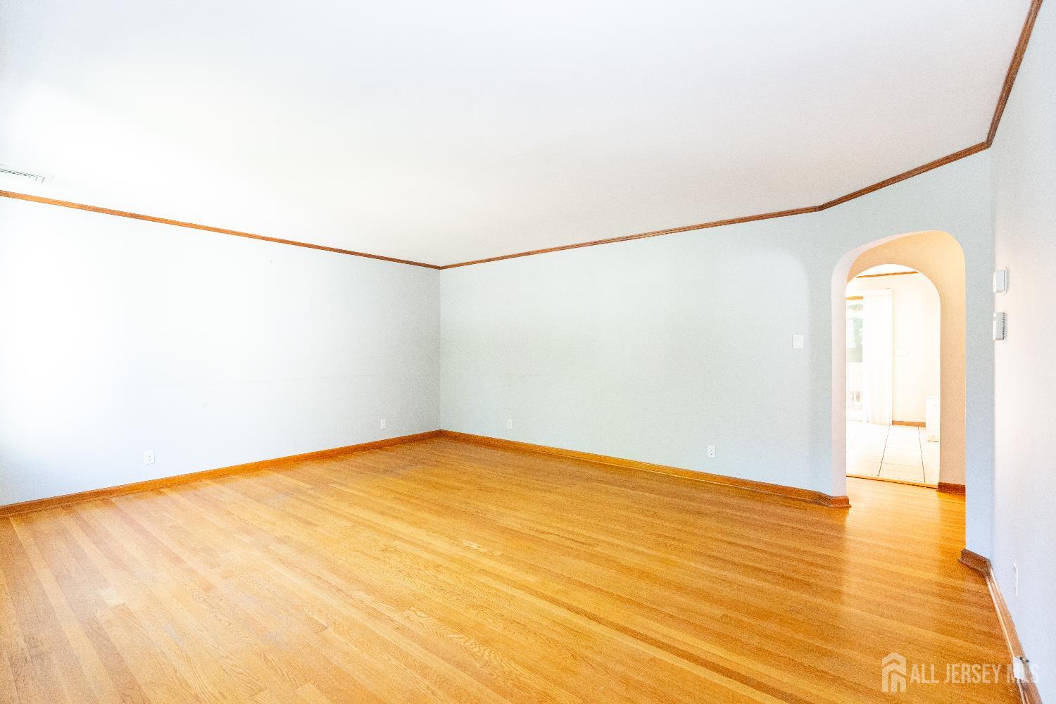 2624 Tremley Point Road, Linden NJ 07036 - View 5