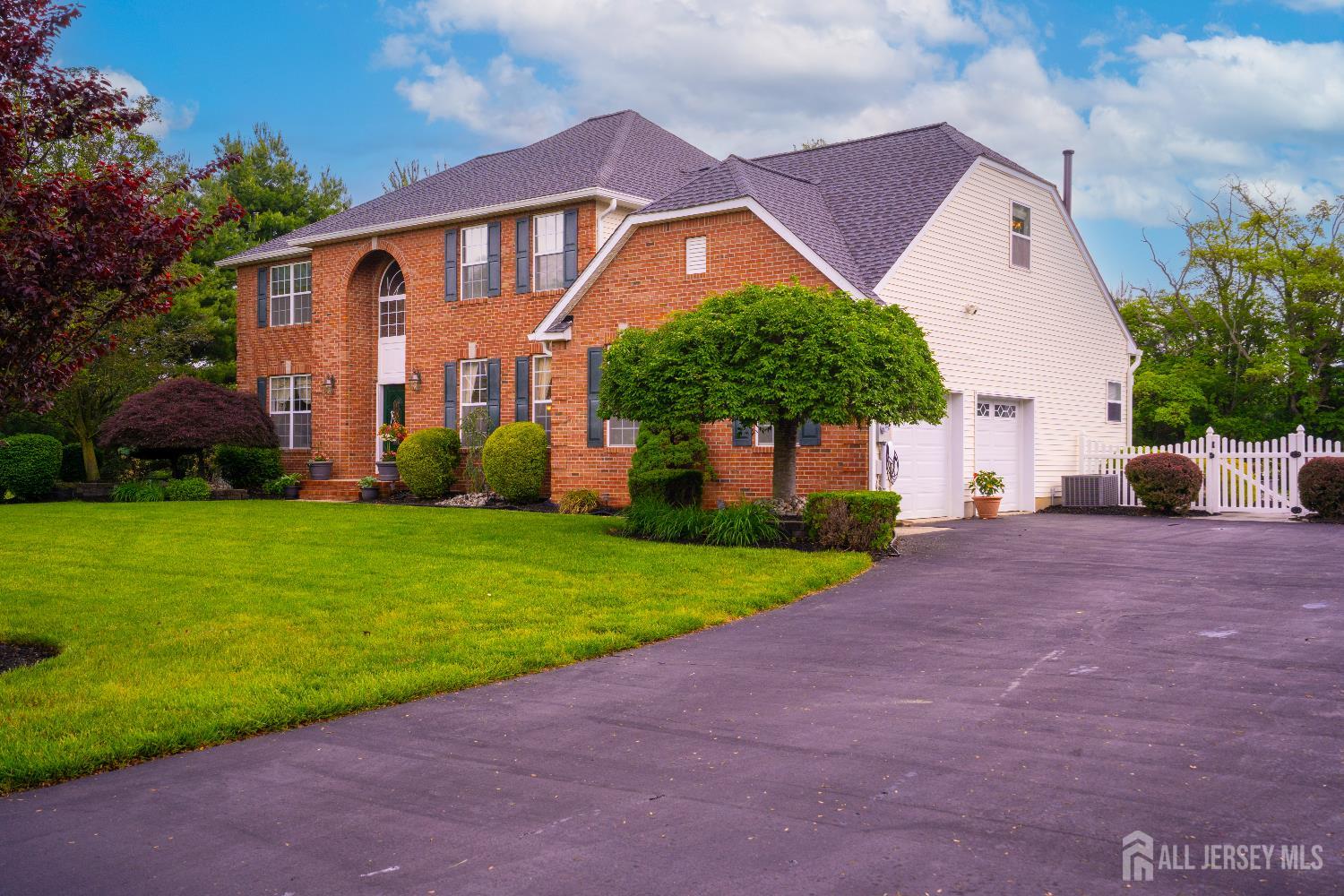 10 Magnolia Court, Monroe NJ 08831 - View 2