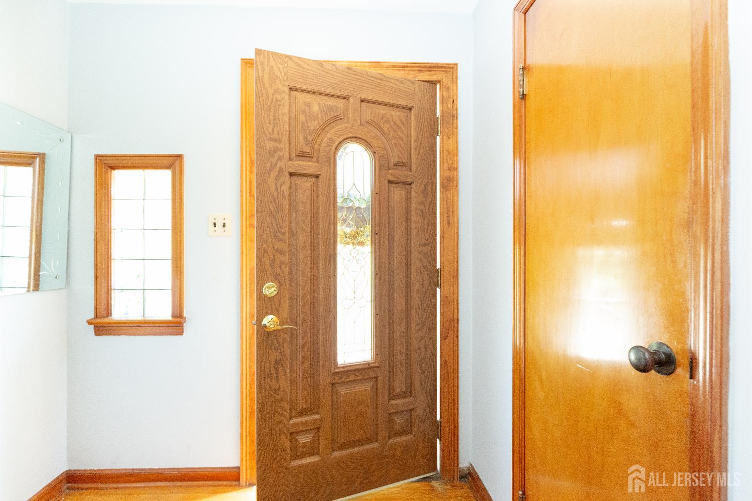 2624 Tremley Point Road, Linden NJ 07036 - View 4