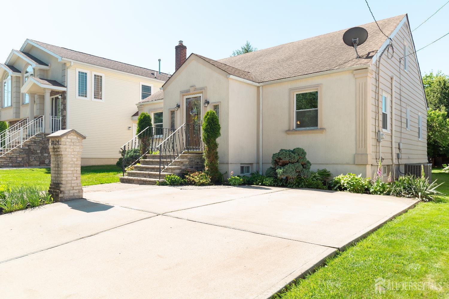 2624 Tremley Point Road, Linden NJ 07036 - View 3