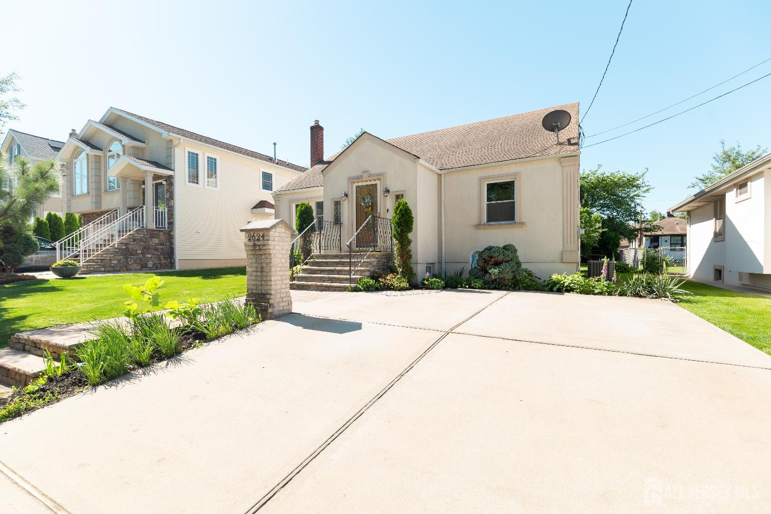 2624 Tremley Point Road, Linden NJ 07036 - View 2