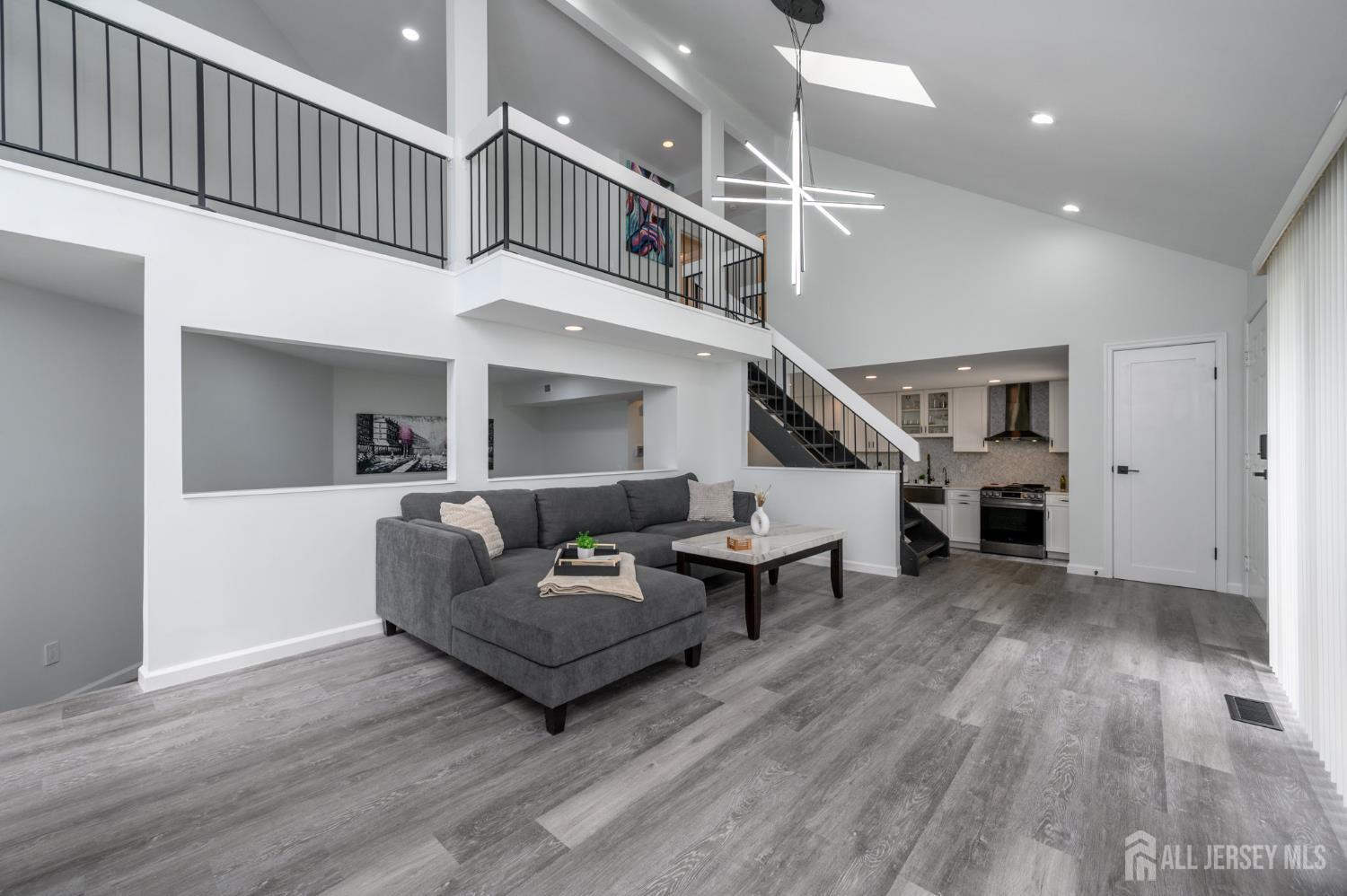 15 Woodhill Street, Franklin NJ 08873 - View 5