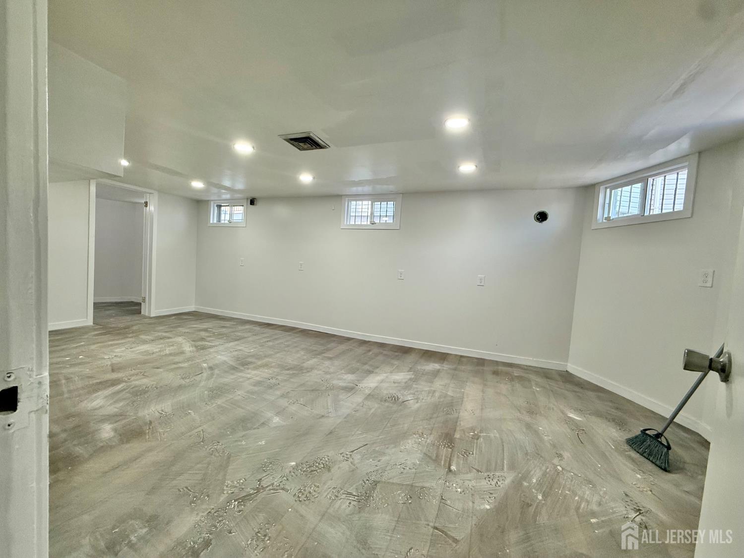 201 Livingston Avenue, New Brunswick NJ 07002 - View 4