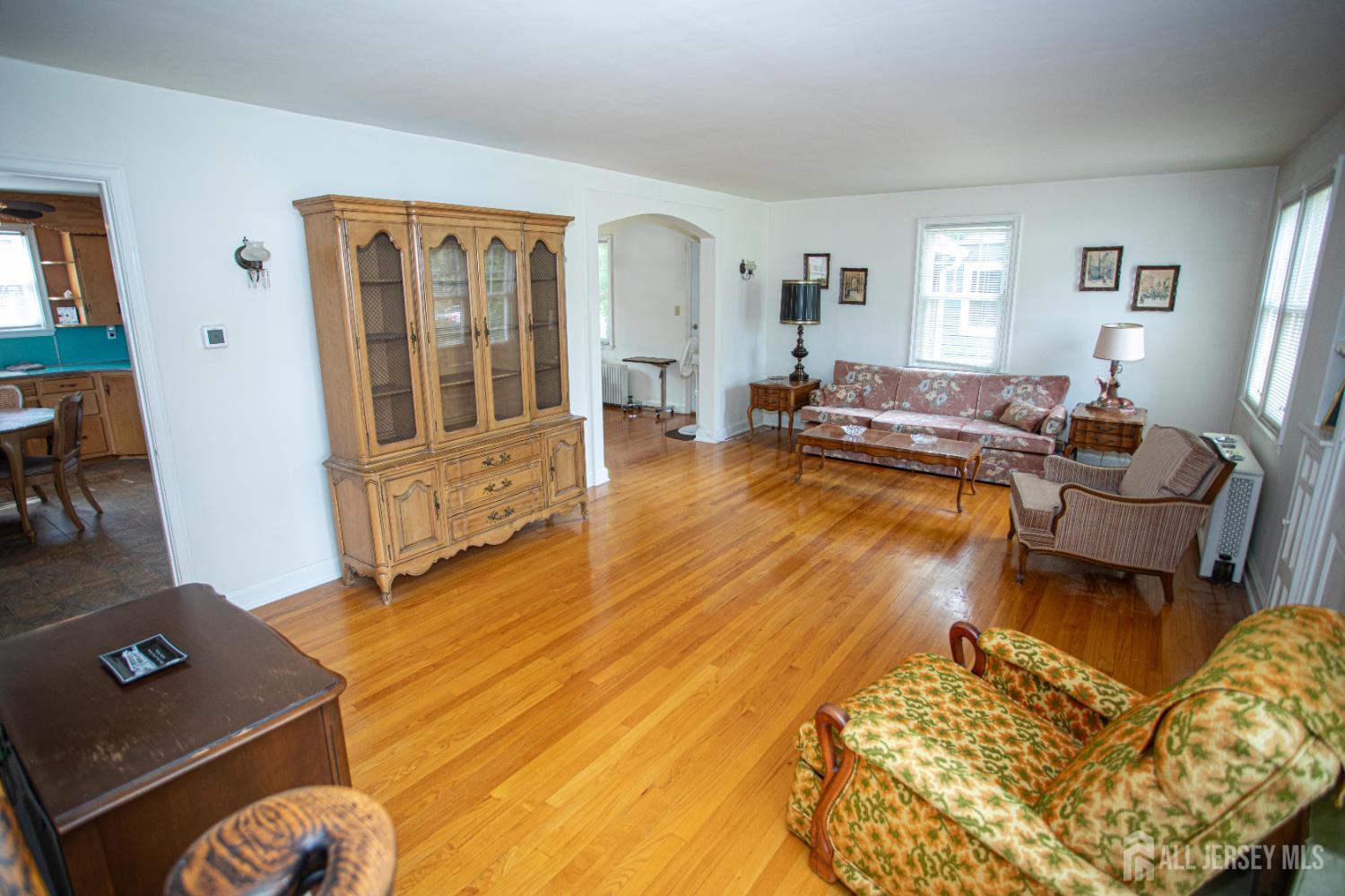 25 S Edward Street S, Sayreville NJ 08872 - View 5
