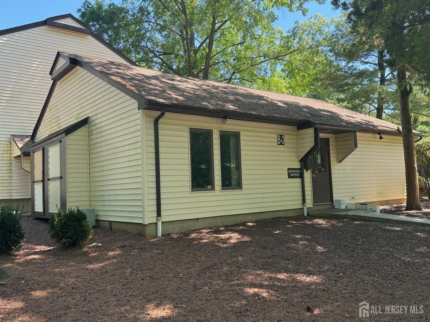 999 Amboy, Edison, NJ, 08837