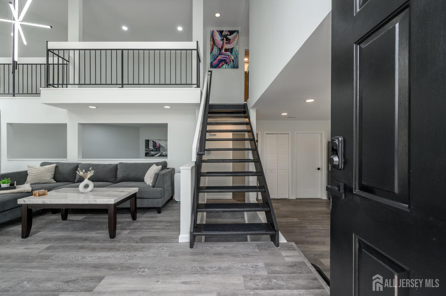 15 Woodhill Street, Franklin NJ 08873 - View 3