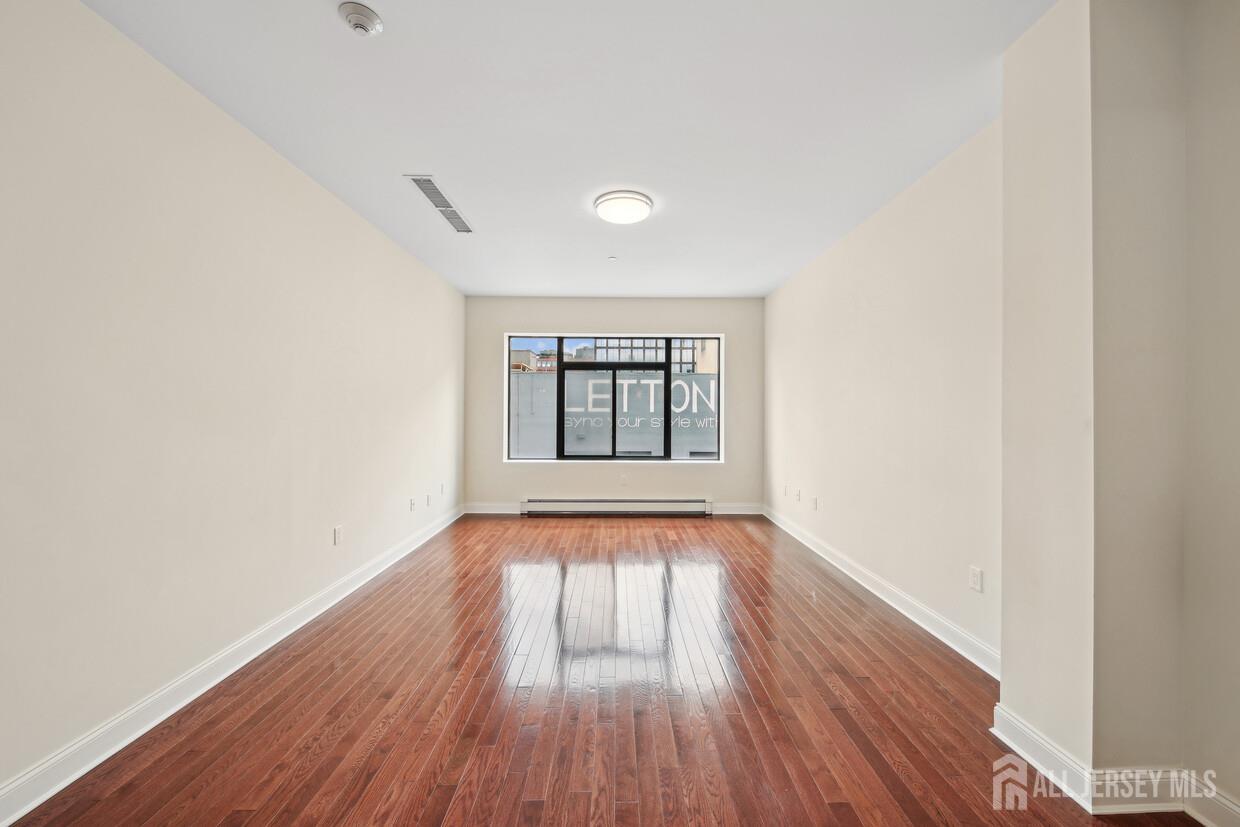 62 N 9 Street # 2B, New York City NY 11249 - View 5