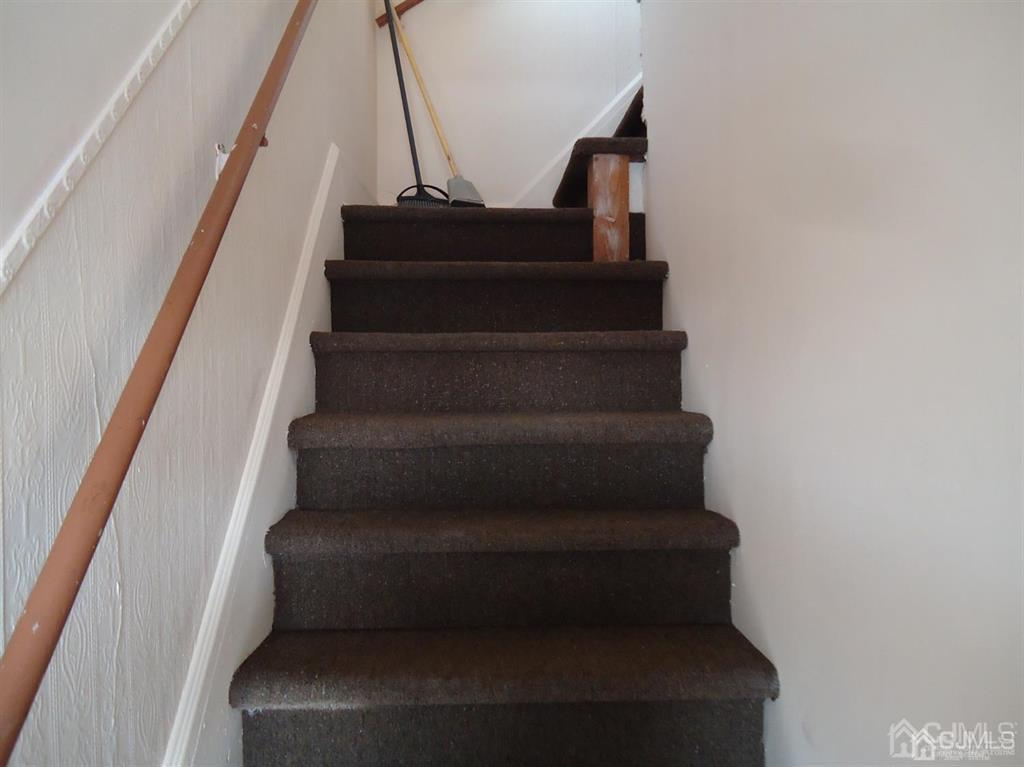 386 NEW BRUNSWICK Avenue, Fords NJ 08863 - View 2