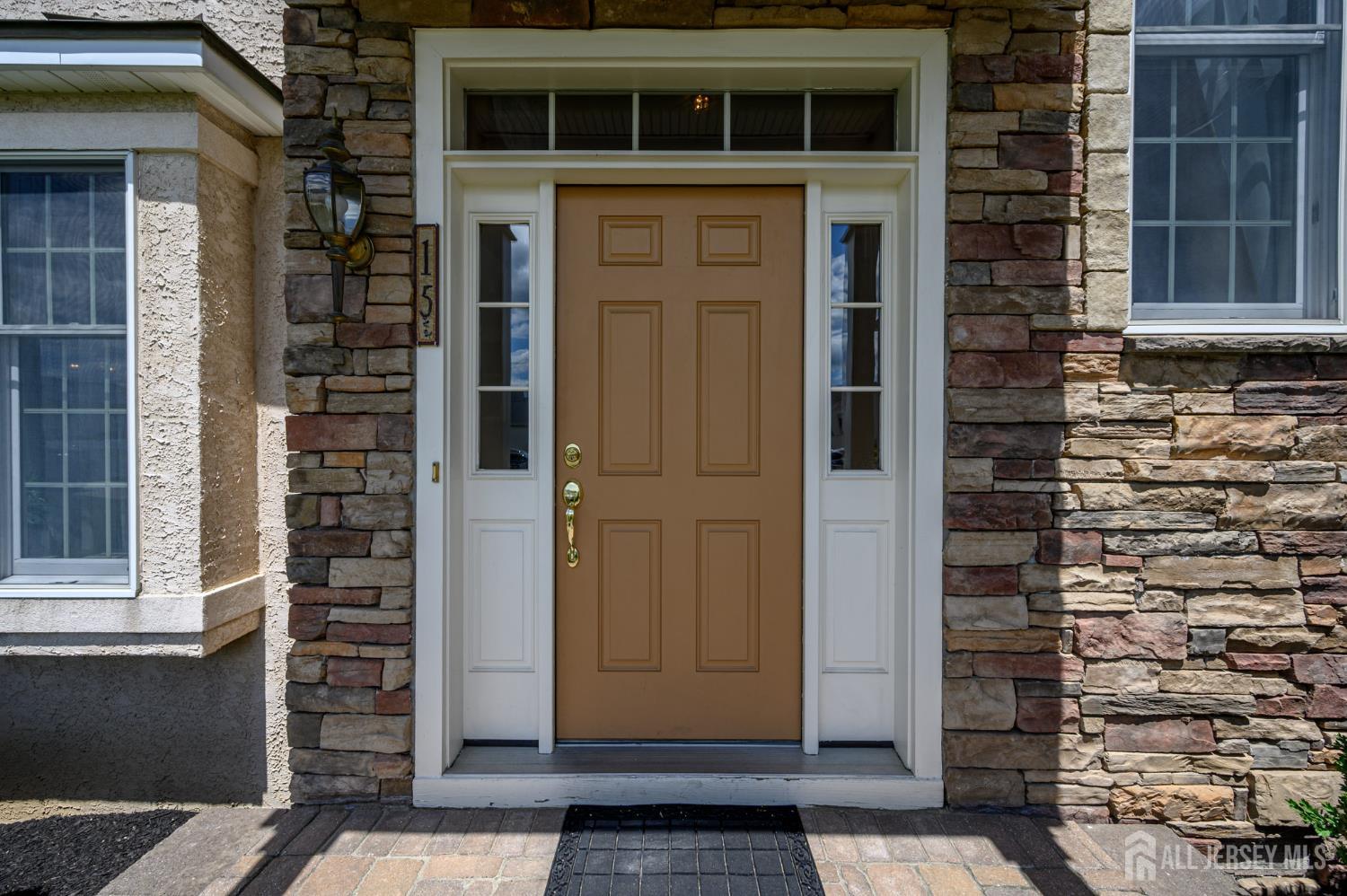 15 Heather Court, Mansfield NJ 08022 - View 2