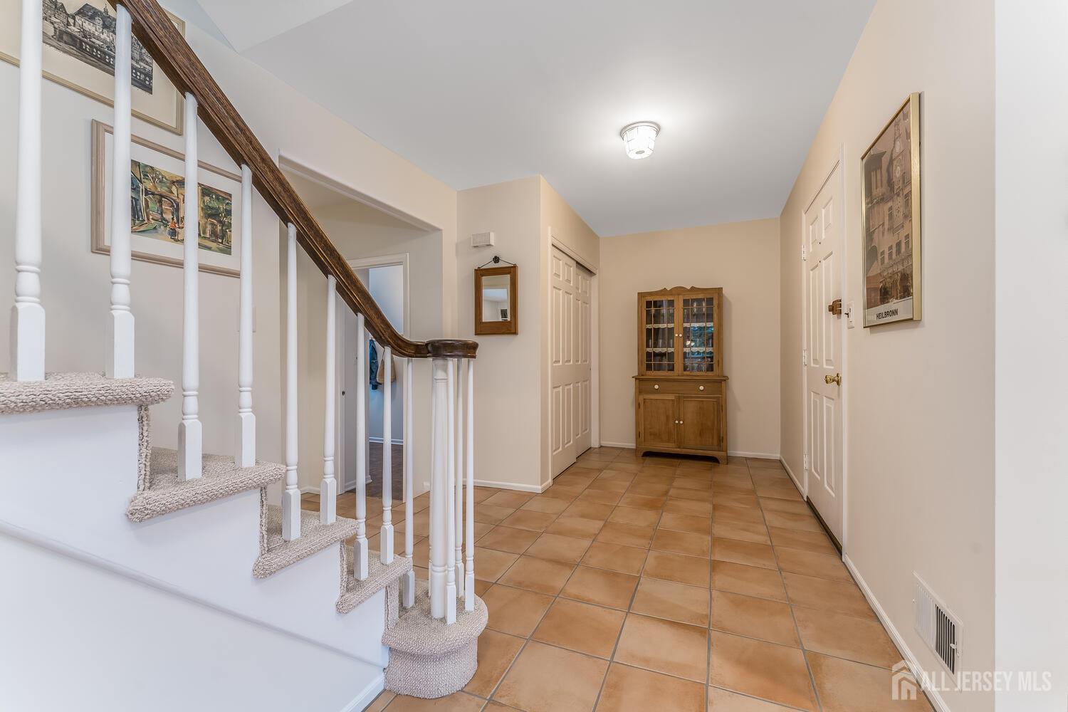 26 Magnolia Road, Franklin Twsp NJ 08873 - View 3