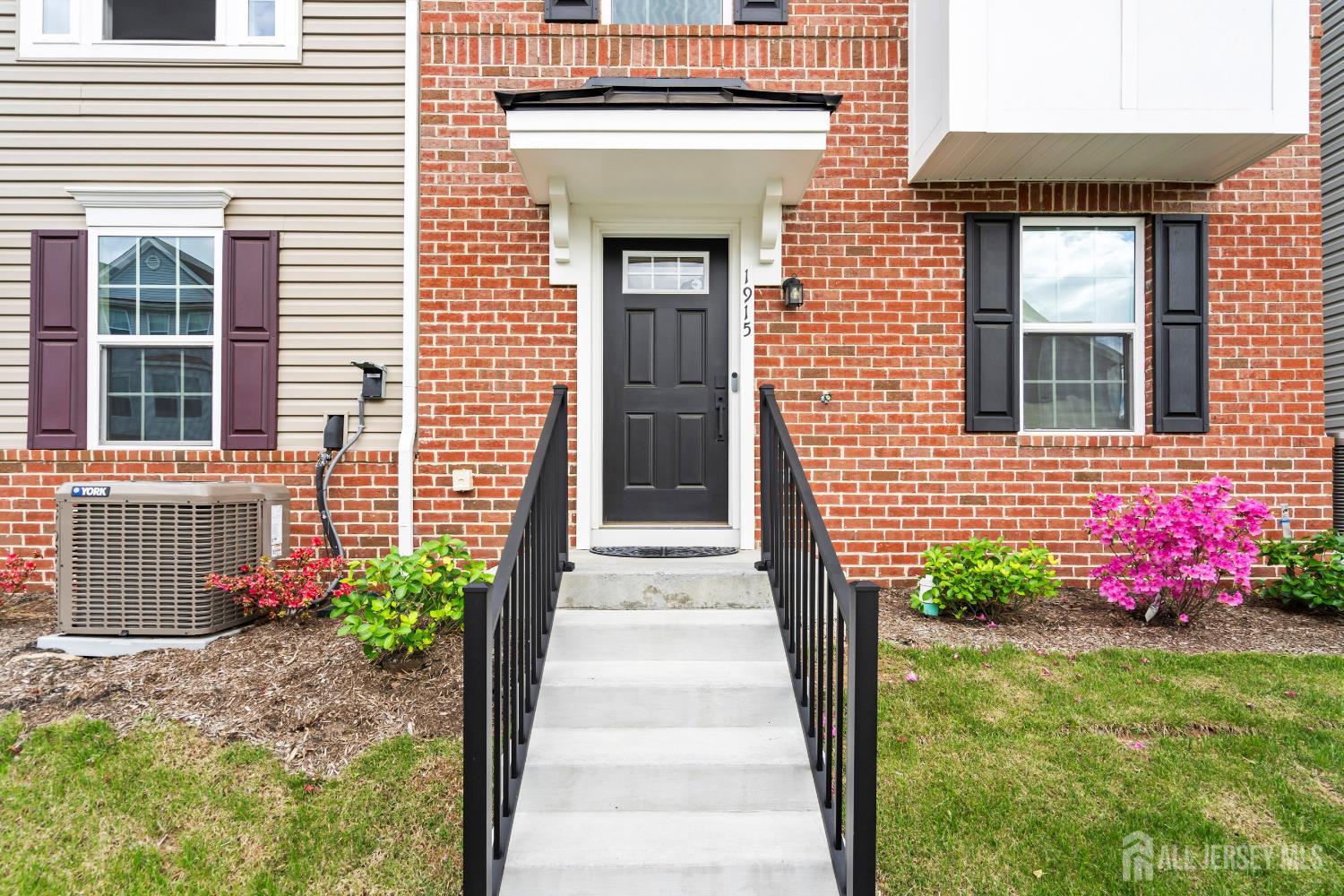 1915 Switzer Avenue, Parlin NJ 08859 - View 3