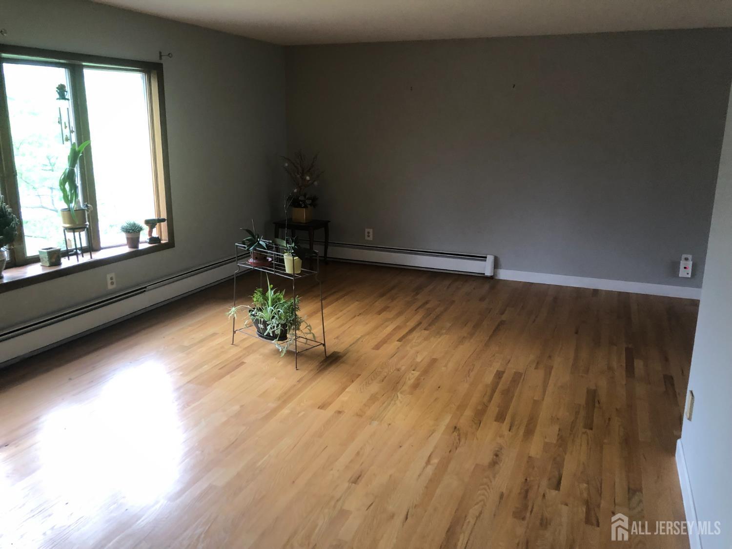 41 Bartha Avenue, Edison NJ 08817 - View 2