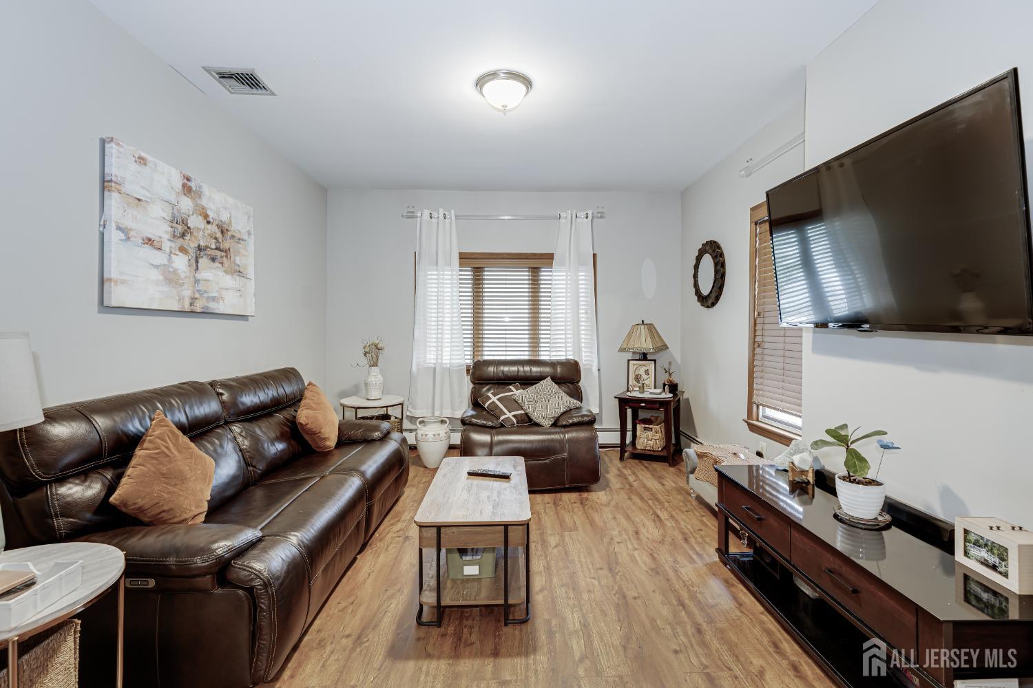 393 Hamilton Avenue, Rahway NJ 07065 - View 3