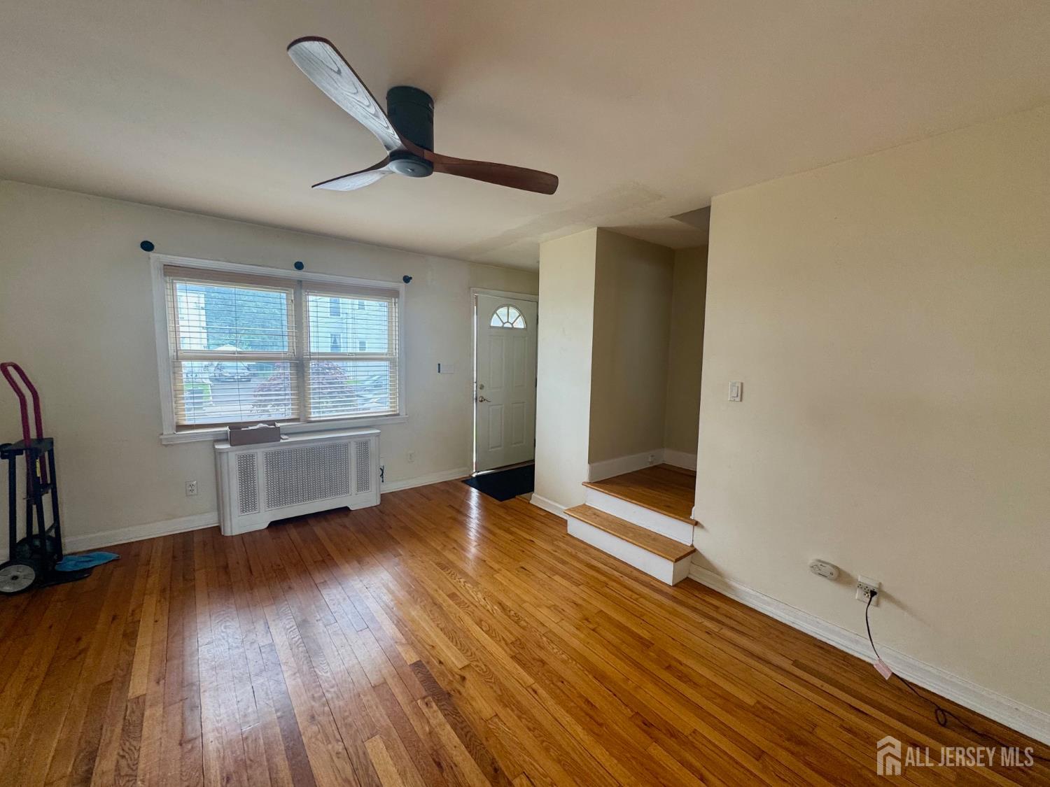 33 Victory Court, Metuchen NJ 08840 - View 4