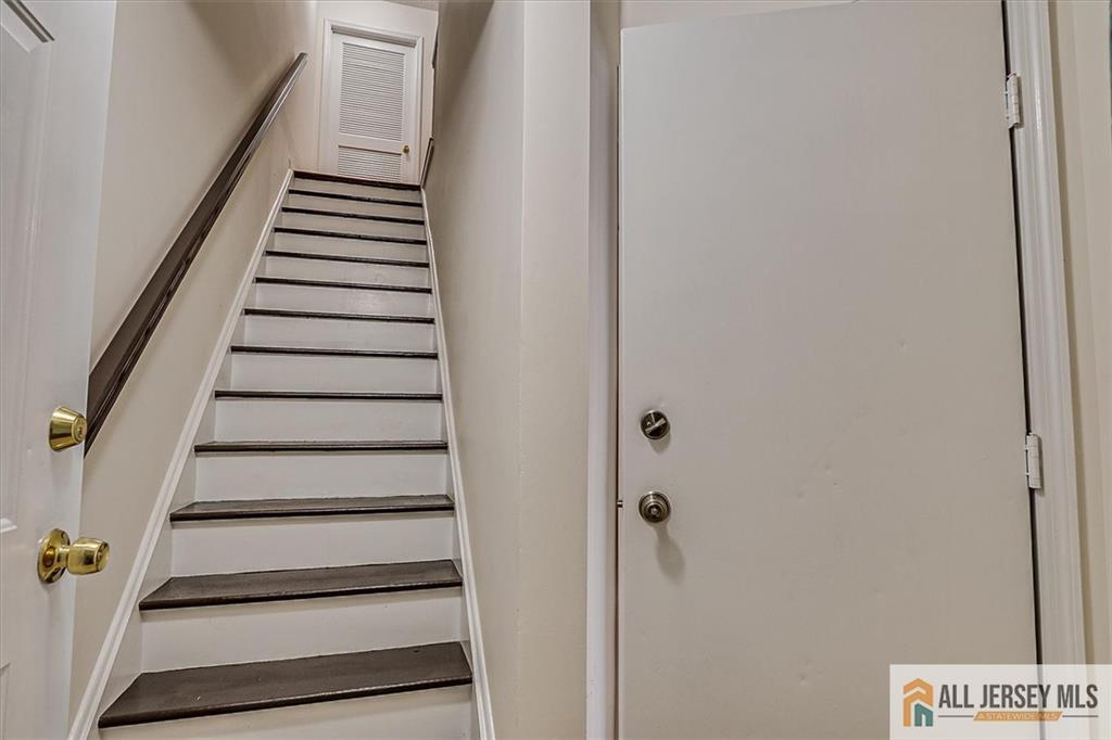 32 Prestwick Way # 32, Edison NJ 08820 - View 5