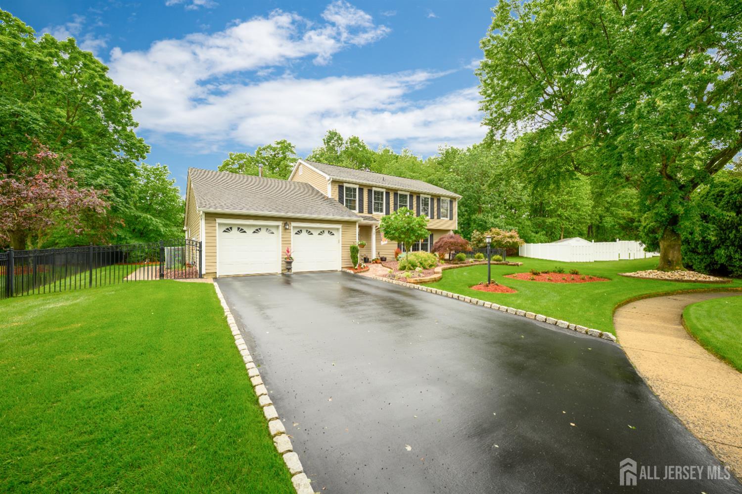 7 Manor Court, Old Bridge NJ 08857 - View 4