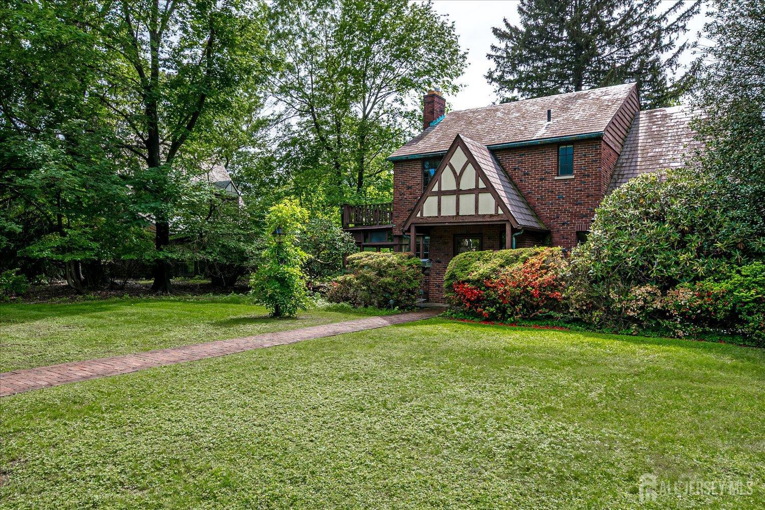 87 Linden Avenue, Metuchen NJ 08840 - View 2