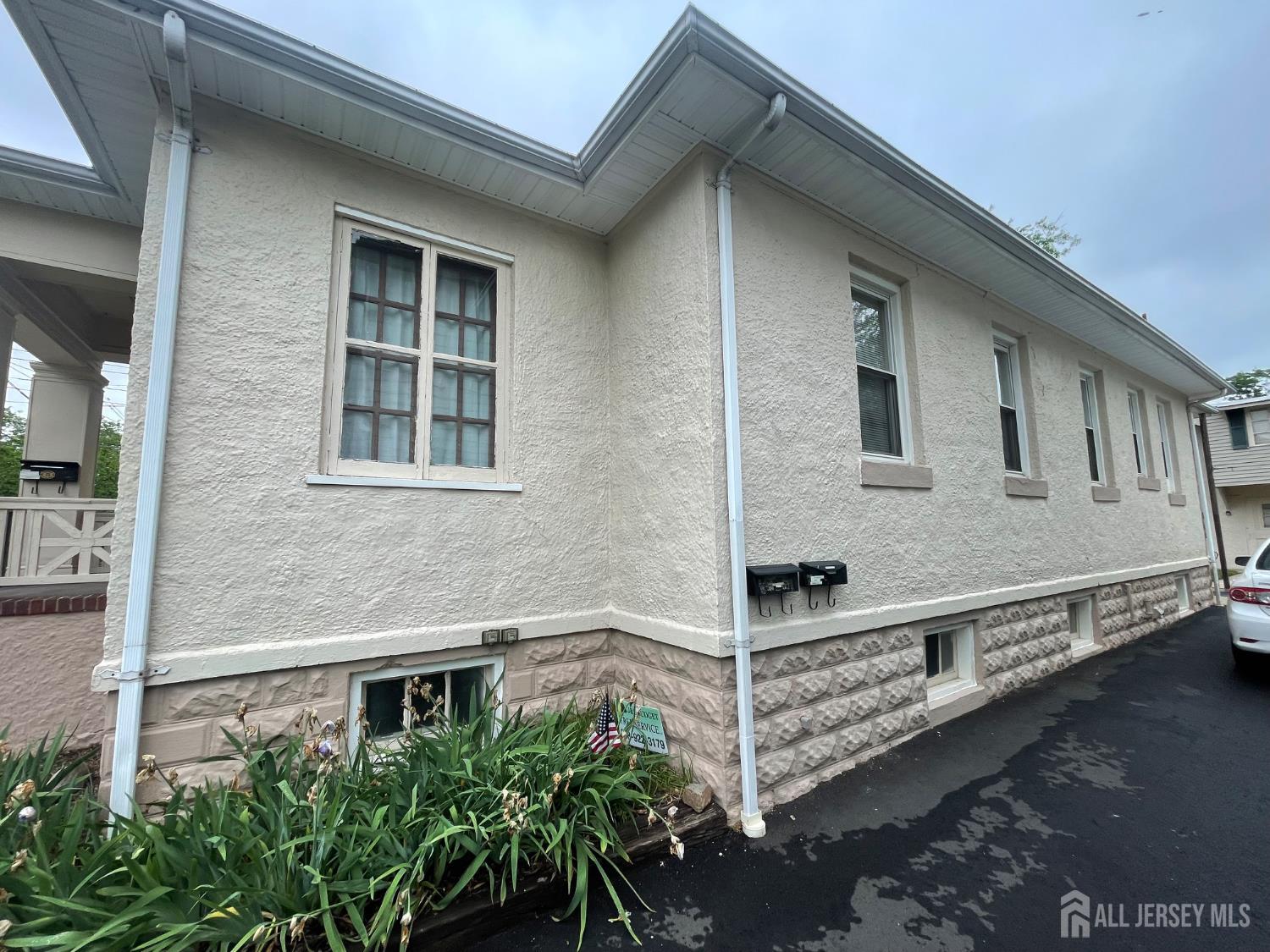 309 S 2nd Avenue S, Highland Park NJ 08904 - View 3