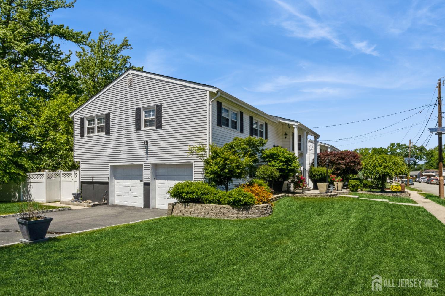 1 Hollywood Drive, Woodbridge Proper NJ 07095 - View 4
