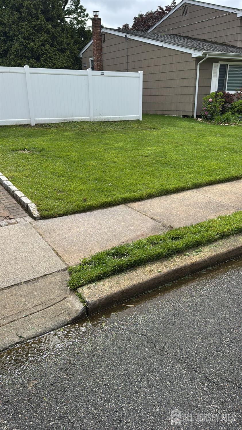 20 Wick Drive, Fords NJ 08863 - View 2