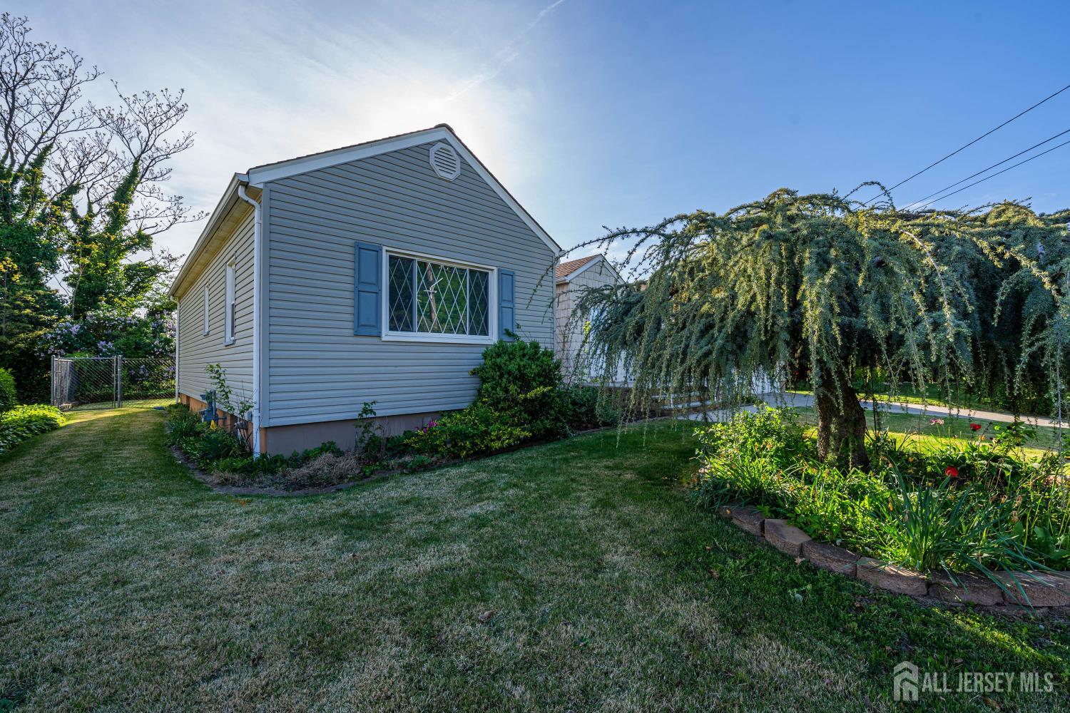 109 Russell Street, Woodbridge Proper NJ 07095 - View 3